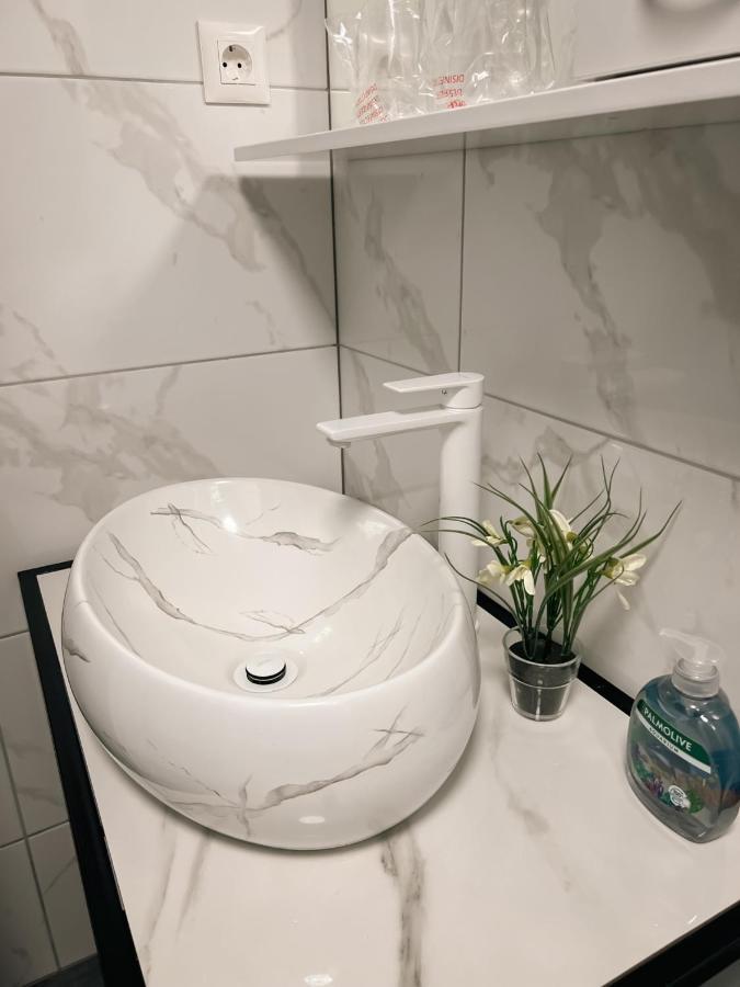 Vinkovci 1アパートメント エクステリア 写真